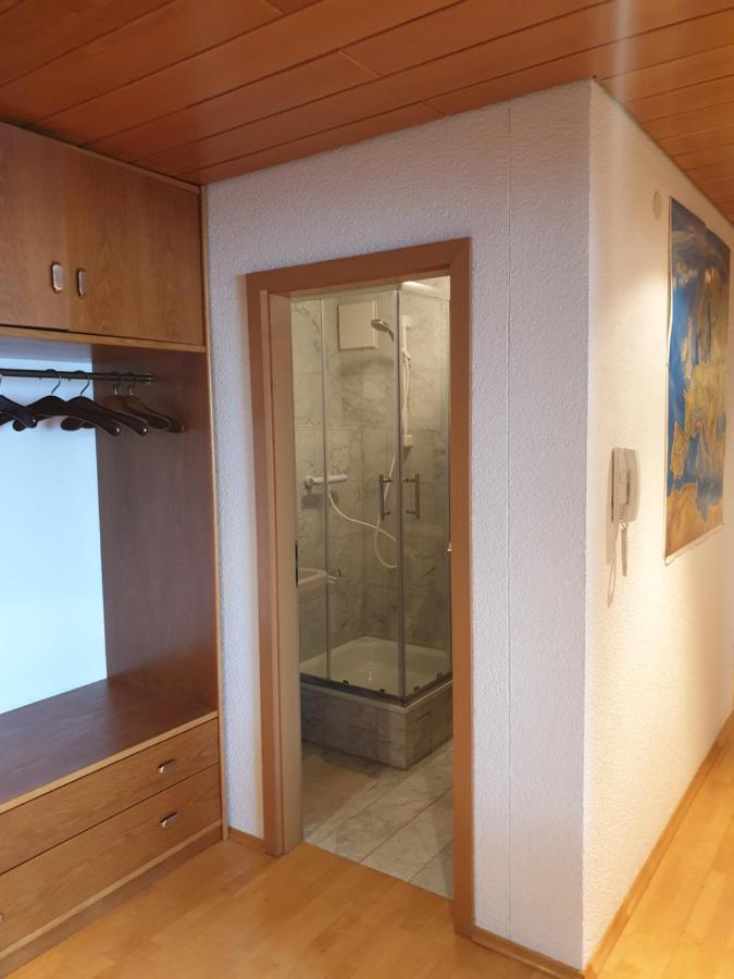 Wohnung Fuer 4 Personen, 2 Schlafzimmer, 2 Parkplaetze, Wlan Konstanz Exterior photo