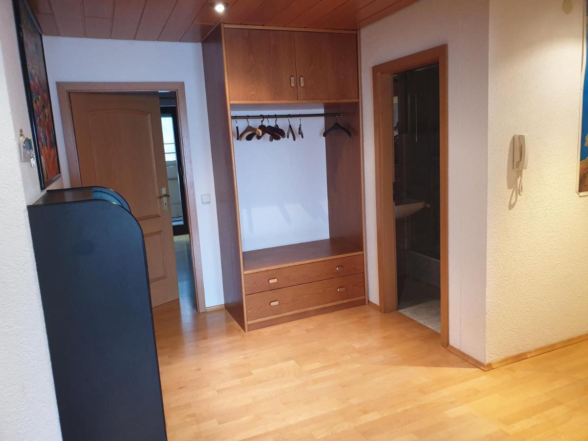 Wohnung Fuer 4 Personen, 2 Schlafzimmer, 2 Parkplaetze, Wlan Konstanz Exterior photo