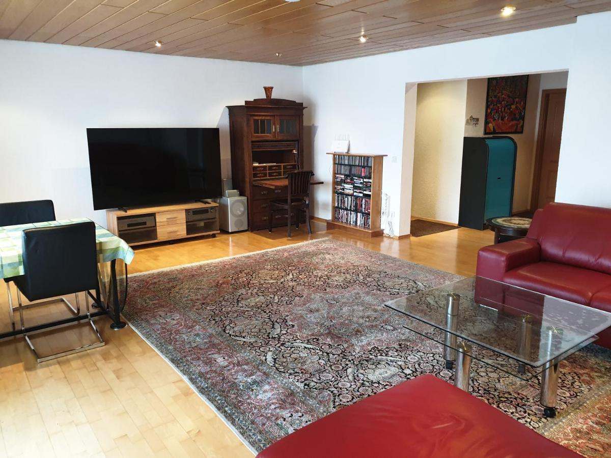 Wohnung Fuer 4 Personen, 2 Schlafzimmer, 2 Parkplaetze, Wlan Konstanz Exterior photo